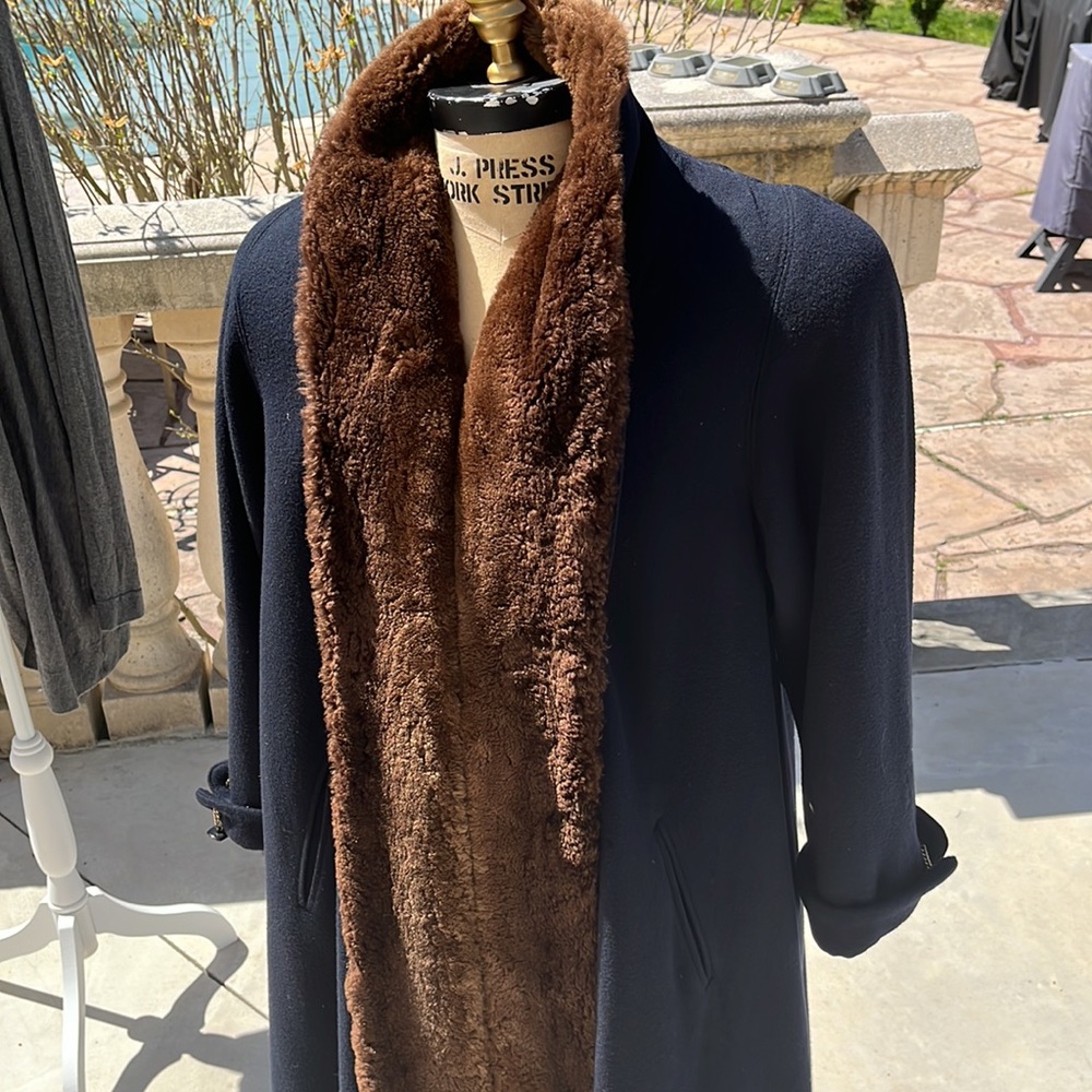 Vintage Bergdorf Goodman full collar fur brown with navy unisex long winter coat - Picture 2 of 13